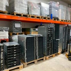 NETAPP DS2246 24SFF 2X111-00190+B0 +24 CADDIES+ 2XPSU 114-00065.
ENVIO RAPIDO, FACTURA DISPONIBLE, CAJA REFORZADA, VENDEDOR PROFESIONAL